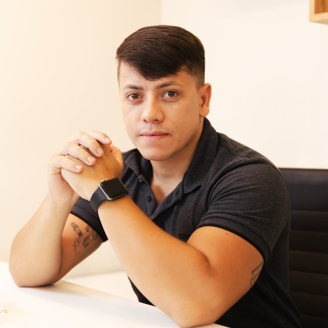 Dr. Lucas Avelino, fisioterapeuta especialista em harmonização e estética avançada
